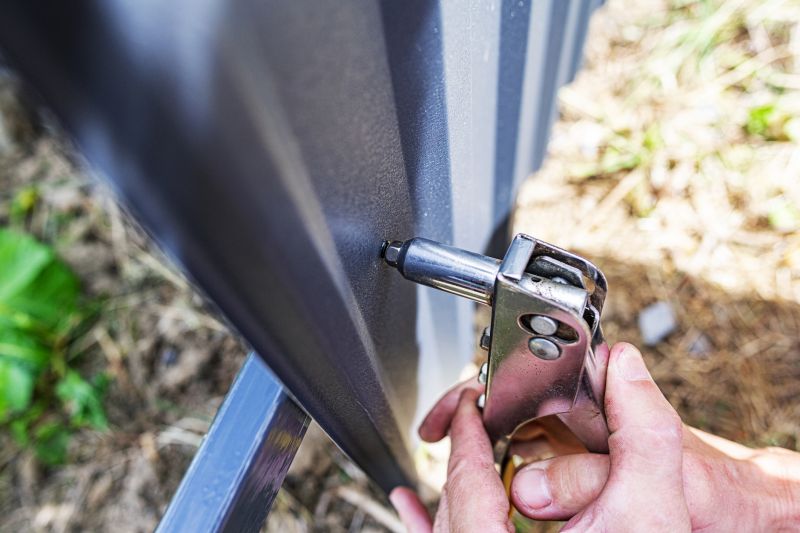 Aluminum Gate Repair detail